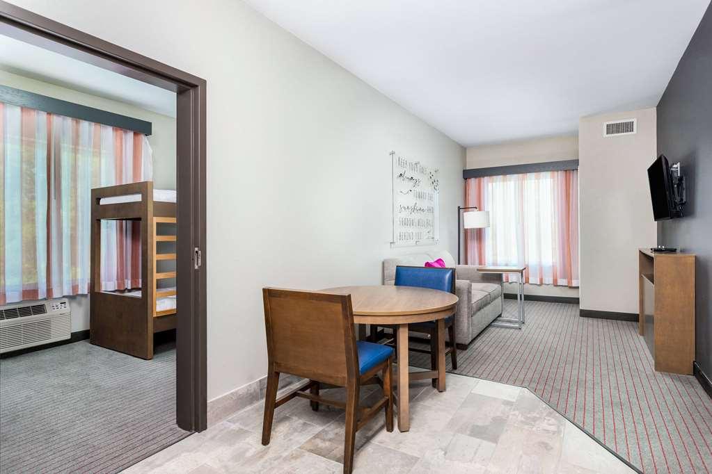 La Quinta Inn & Suites By Wyndham Augusta Fort Eisenhower Quarto foto